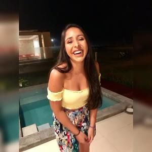 Meet your Posher, María